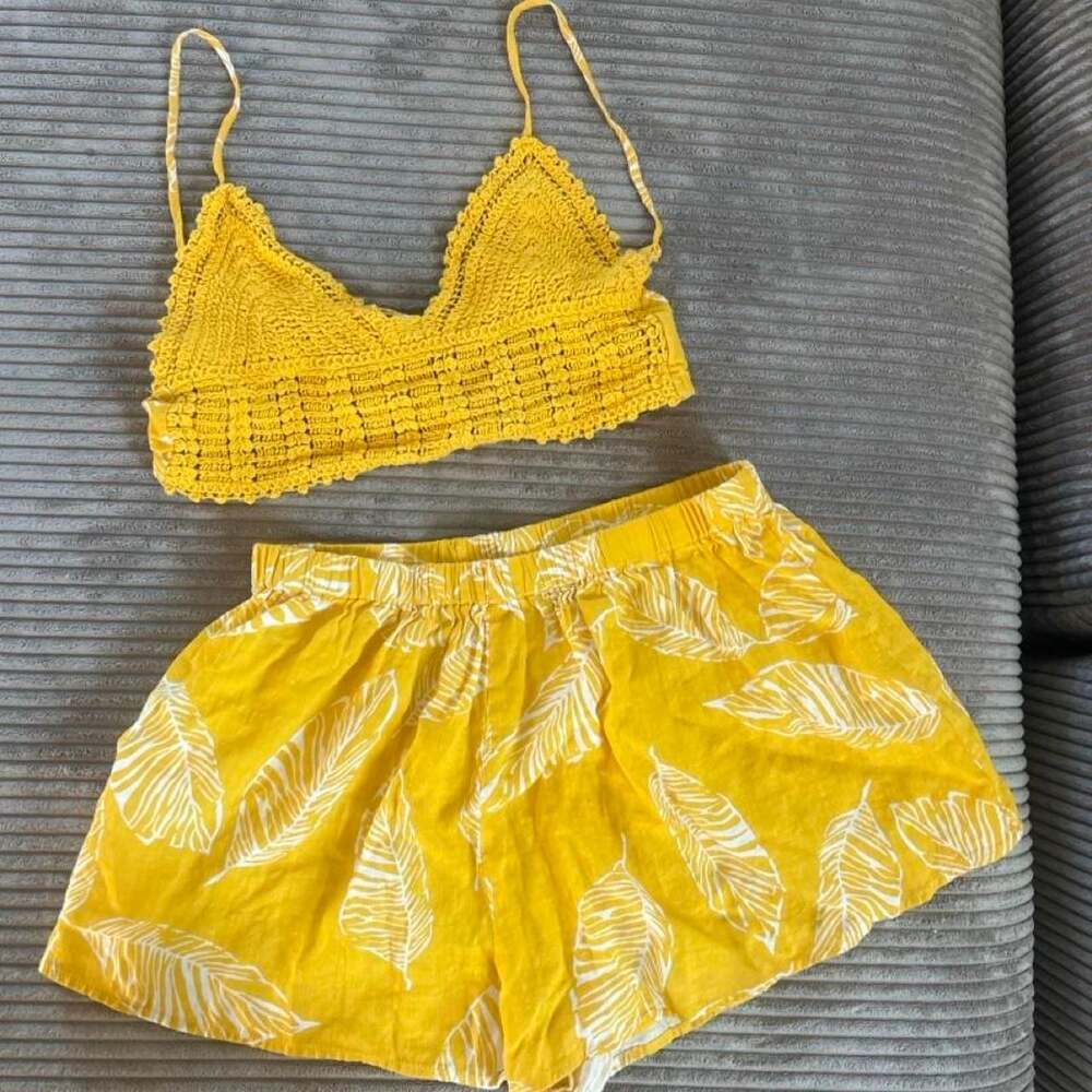 SHEIN Yellow Leaf Print Crochet Crop Top and Shorts Set